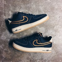 Original 2011 Nike Air Force 1 PRM “Denim”.