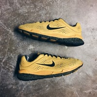 Image 1 of Original 2006 Nike Air Zoom Moire+ x LiveStrong x Mark Smith.