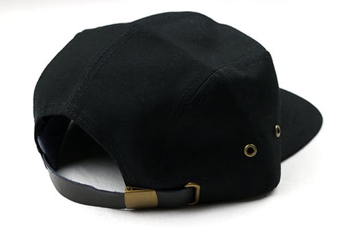 Image of AGGRO BRAND "CLASH" 5 Panel Camper Hat