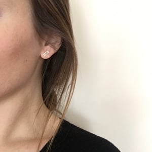 Image of wake earring 
