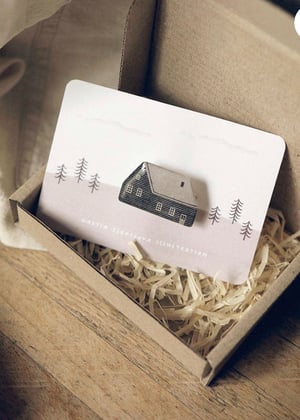 Image of Broche Little House de Nastia Sleptsova
