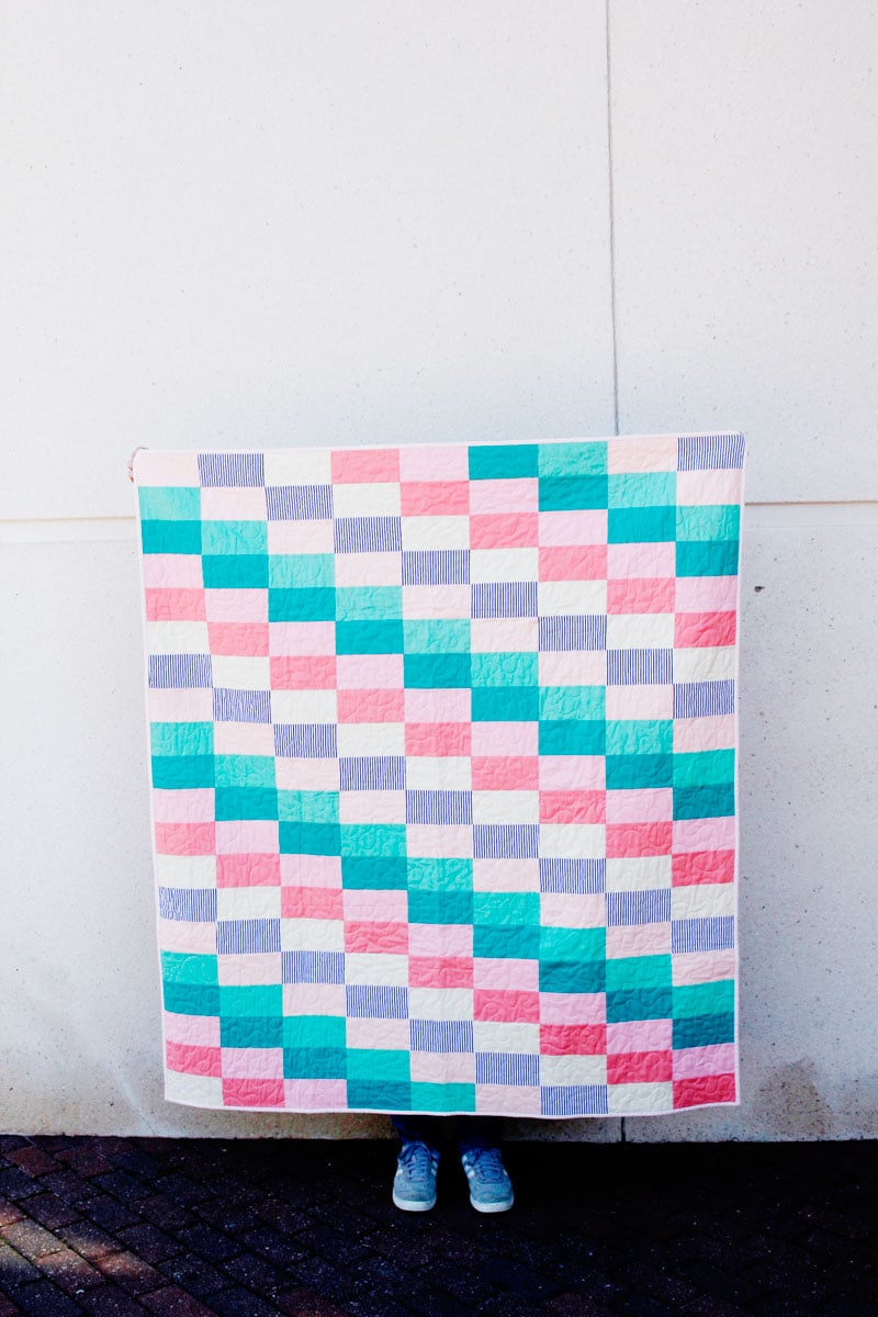 Image of the SUBWAY TILE quilt pattern