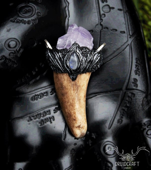 Image of Antler Necklace with Skeletal Amethyst