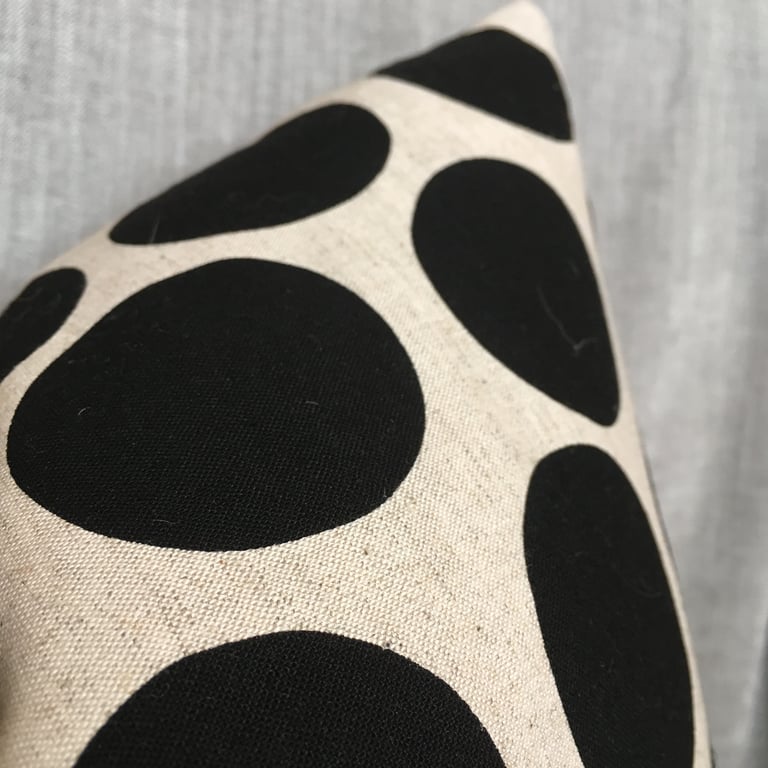 Big Dots Cushion Cover Image 2