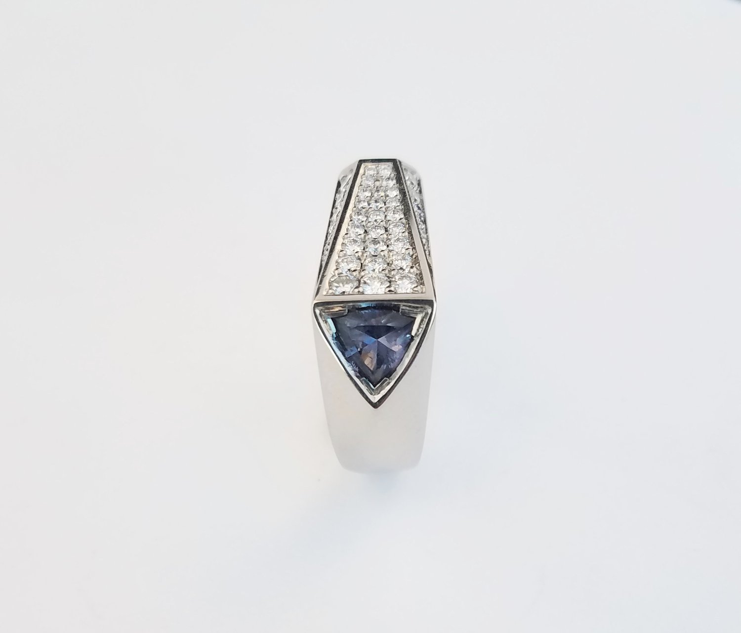 Image of Platinum Ring