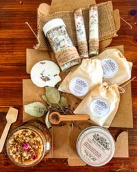 Image 1 of Divine Bath Basket 