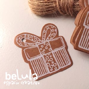 Image of Etiquetas kraft: paquete regalo