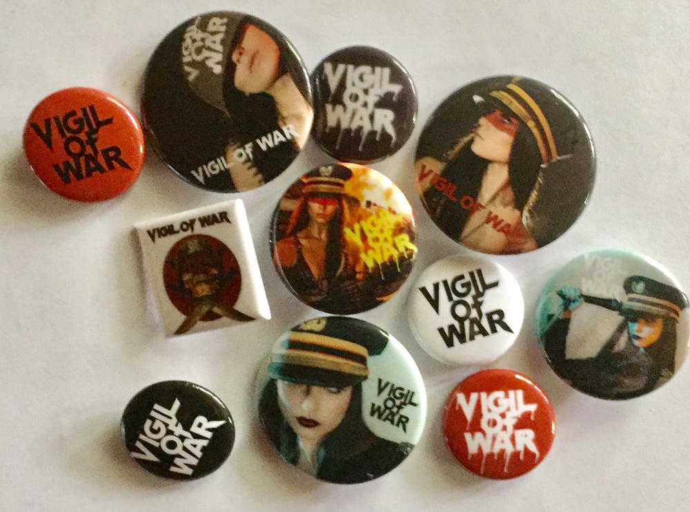 Image of 1"-1.5" Buttons-starting at $1
