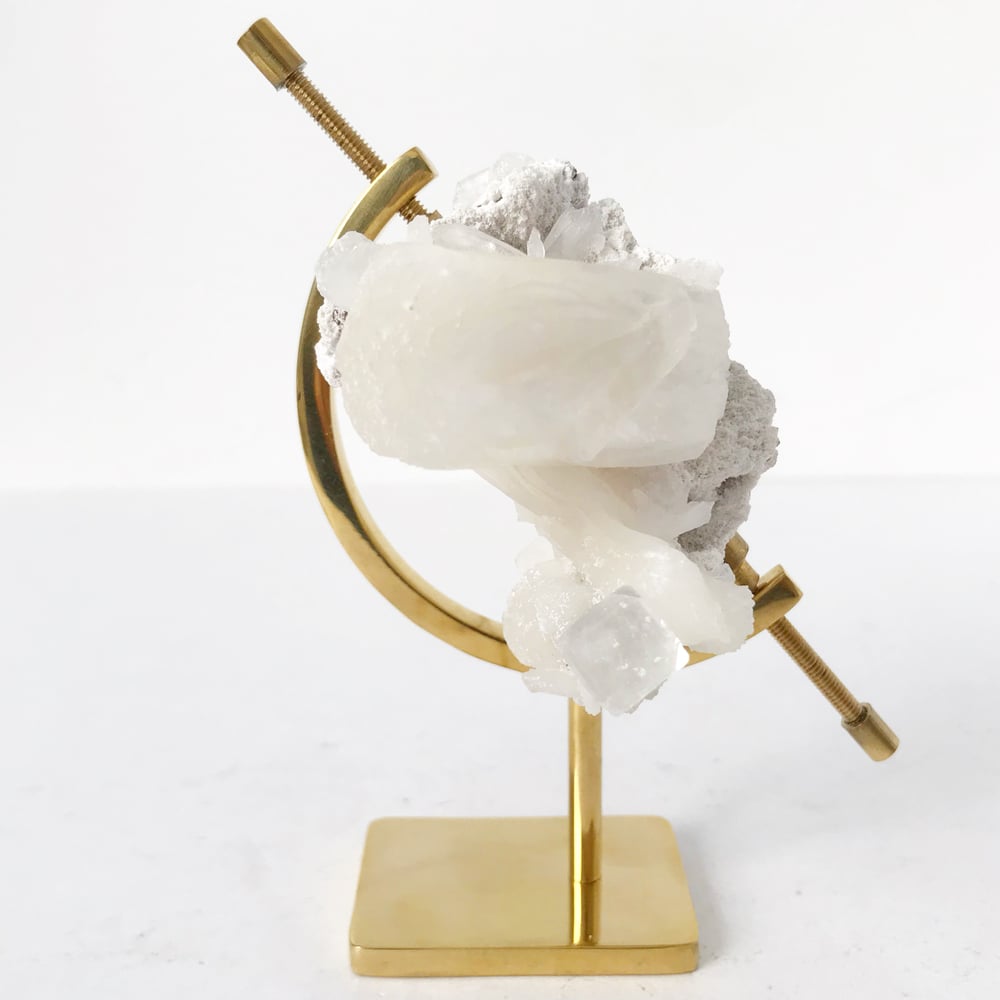 Image of Zeolite no.07 Sugarplum Collection Brass Arc Pairing