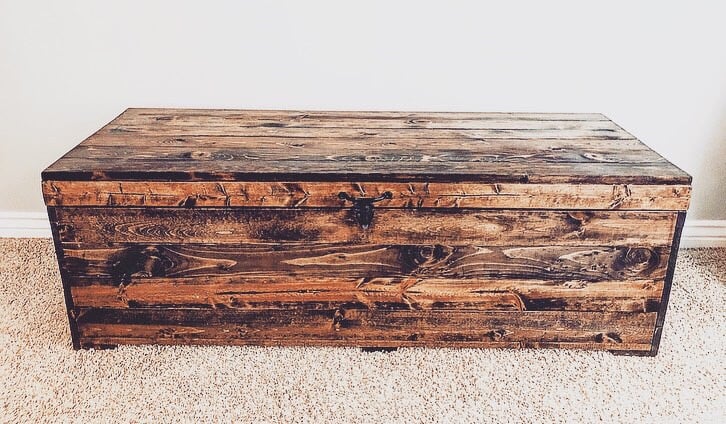 Image of Simple Pine Chest