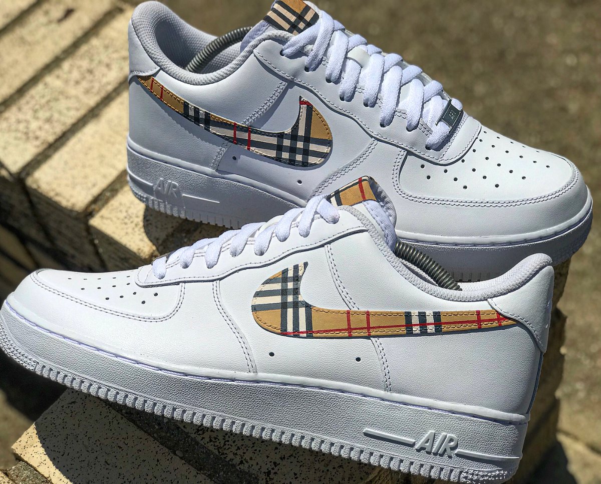 Burberry air best sale force ones
