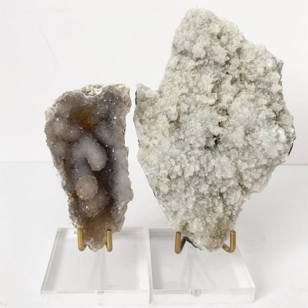 Image of Prehnite no.25 Sugarplum Collection Lucite Pairing