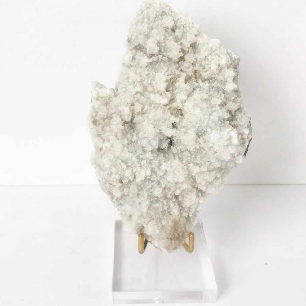 Image of Prehnite no.25 Sugarplum Collection Lucite Pairing