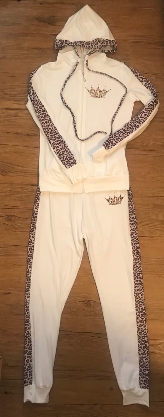 Image of Cheetah print female KING sweat suit