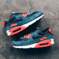 Original 2015 Nike Air Max 90 Anniversary “Infrared Snake”.