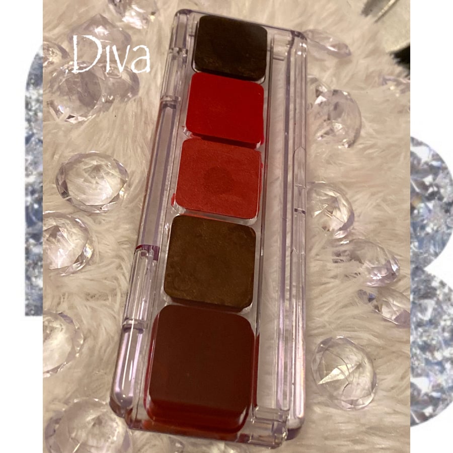 Image of Diva Lipstick Palette