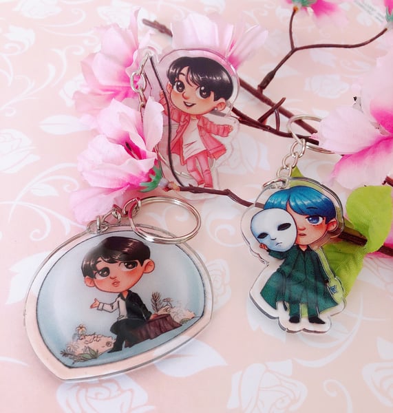 Image of MAKNAE LINE SOLO STAGE ACRYLIC KEYRING 