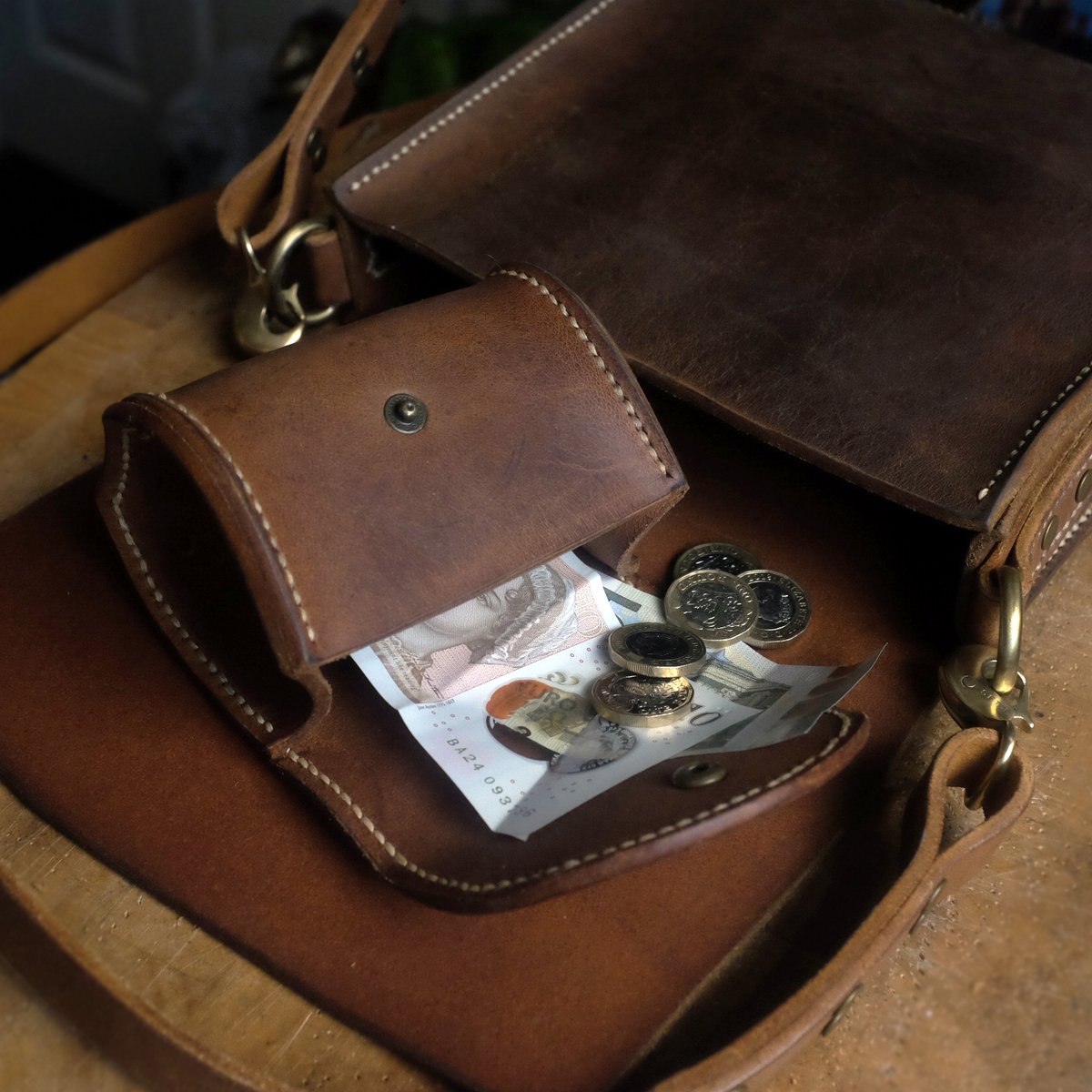 Image of Gärd Leather Pouch