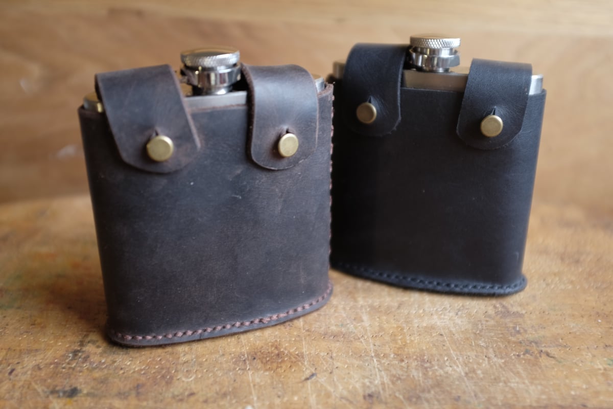 Image of Gärd Hip Flask and Leather Belt Holster 