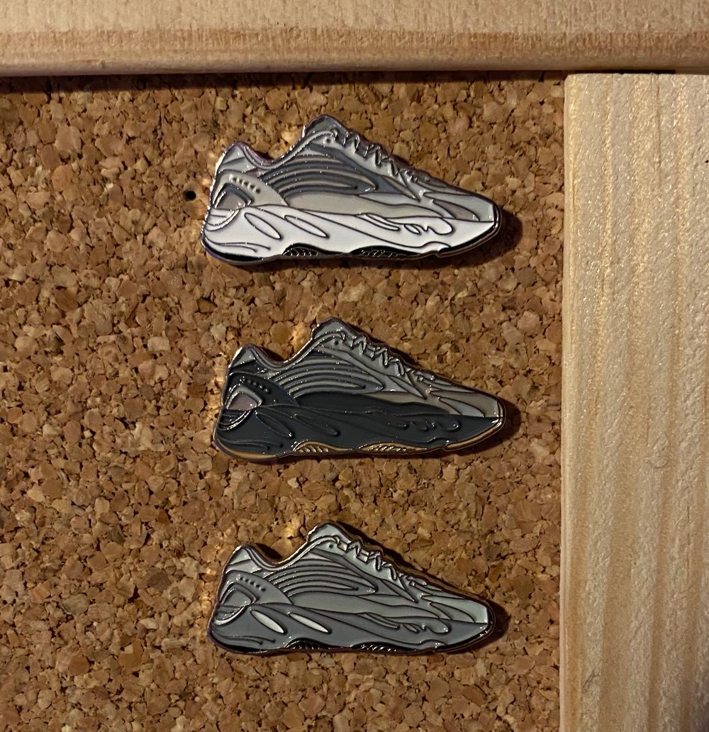 Image of Yeezy 700 v2 Pin Set