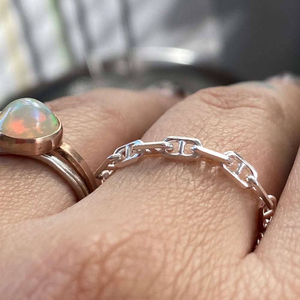 Image of Linked chain ring