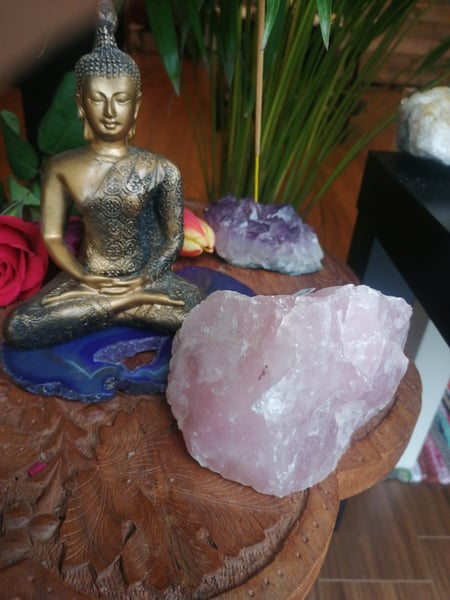 Image of Extra large rose quartz specimen 