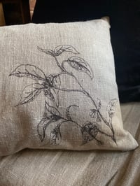 Image 1 of Natural linen cushion with leaf embroidery 