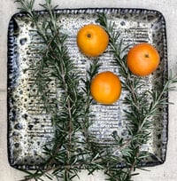 Image 1 of Winter platter, ribbed & frosty