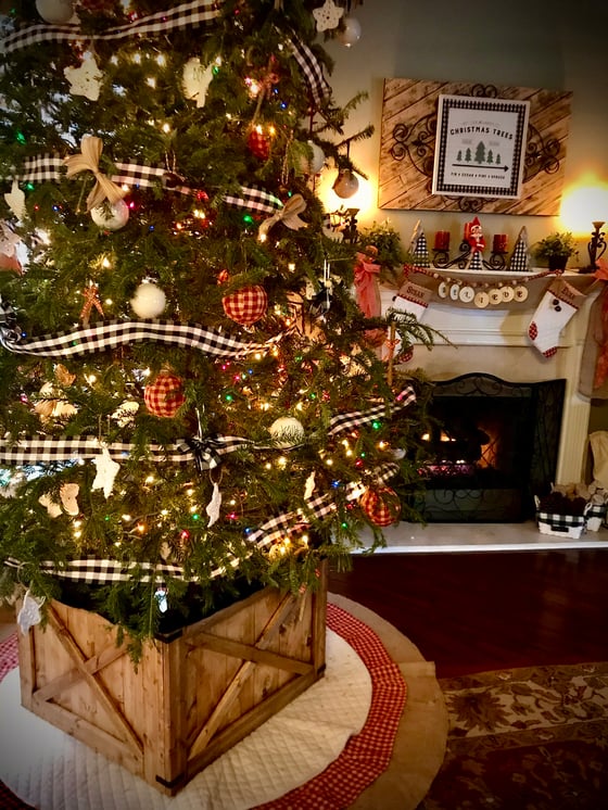 Image of Farmhouse Christmas Tree Box