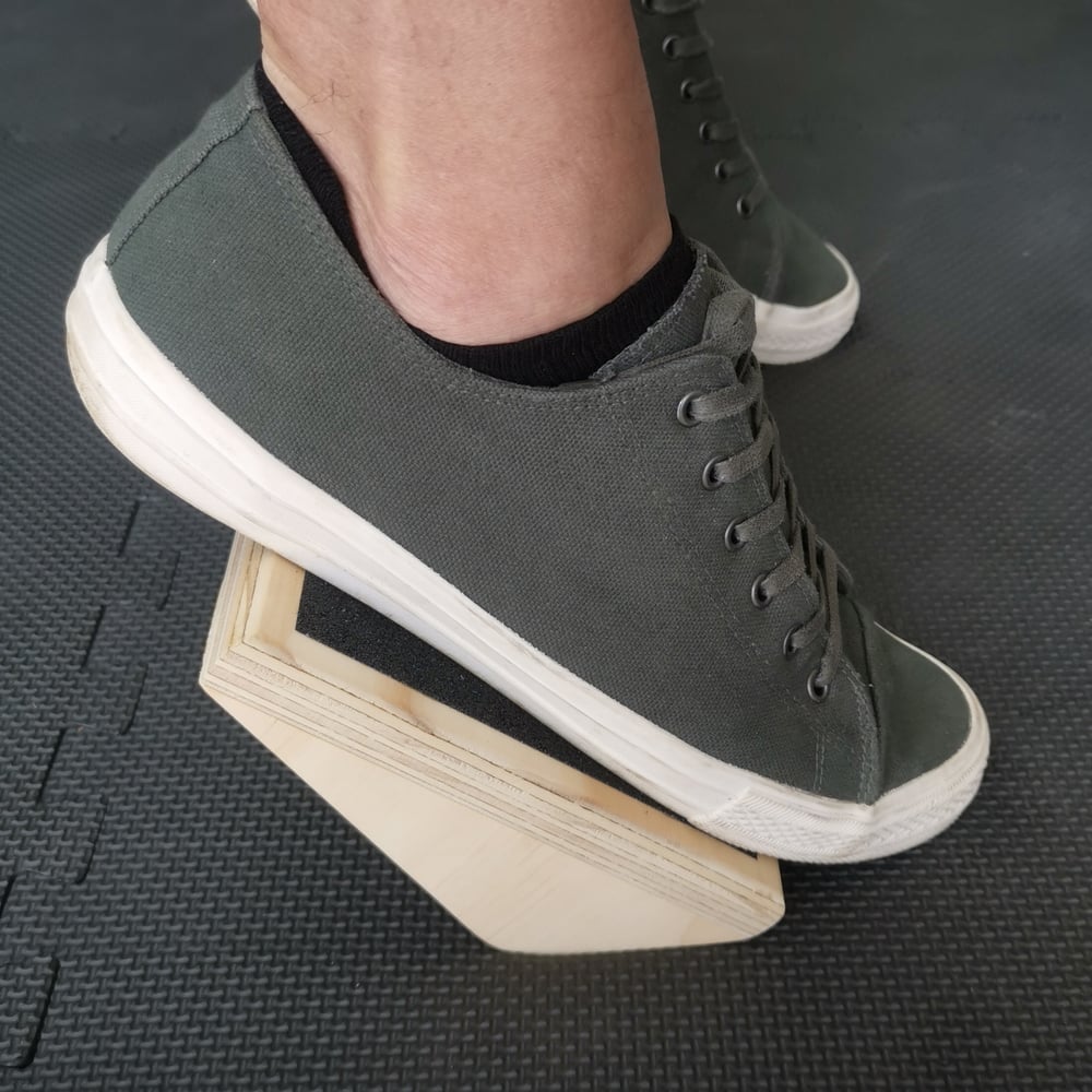 Ankle & Calf Tilt Board