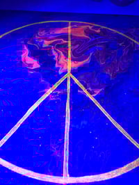Image 2 of Peace on a Pour