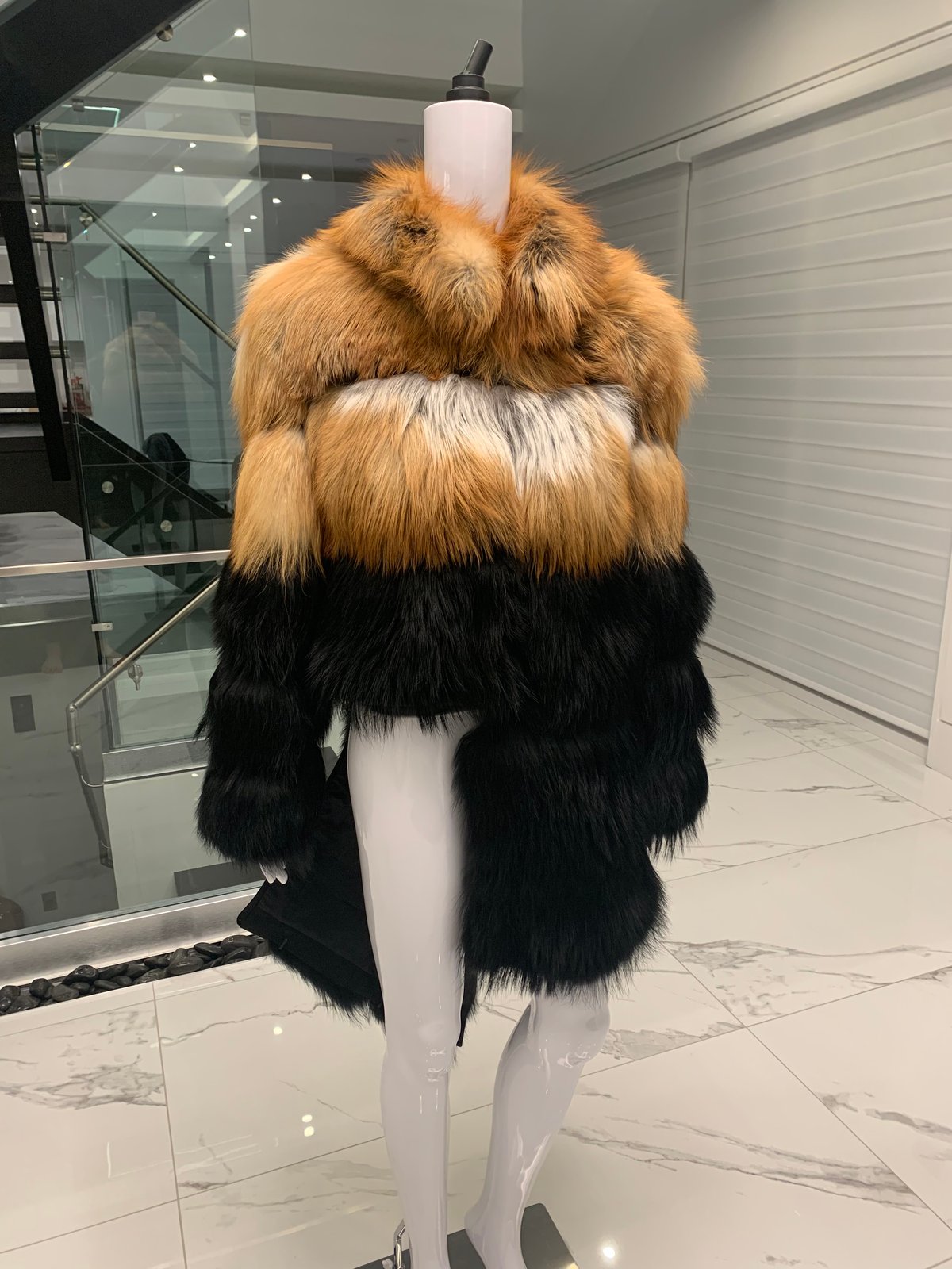 Custom Fur Coat (oversized collar) / istylebysonia