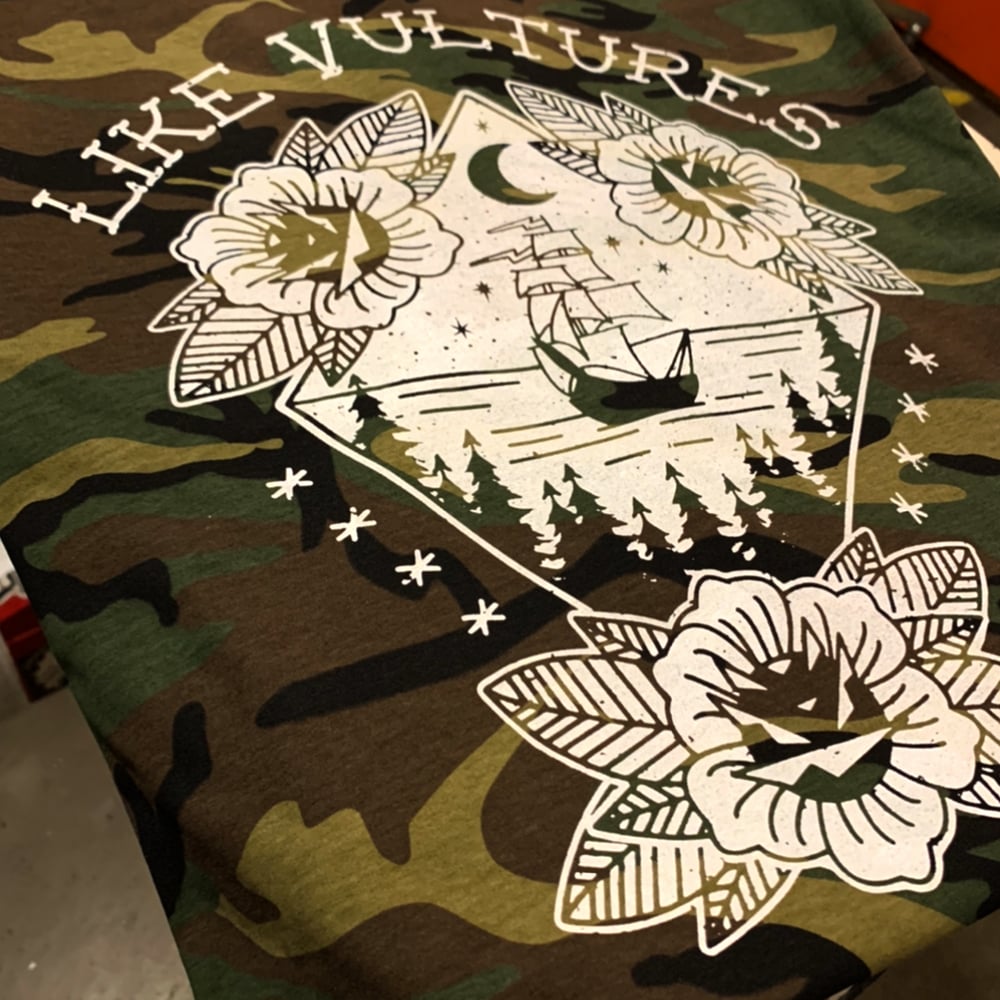 Image of CUSTOM SCREEN PRINTING