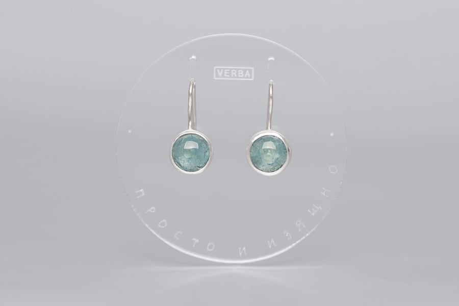 Image of "Simple and elegant" silver earrings with aquamarines · SIMPLEX MUNDITIS ·