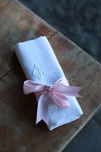 Image 1 of 1 französische Serviette mit Monogram G K