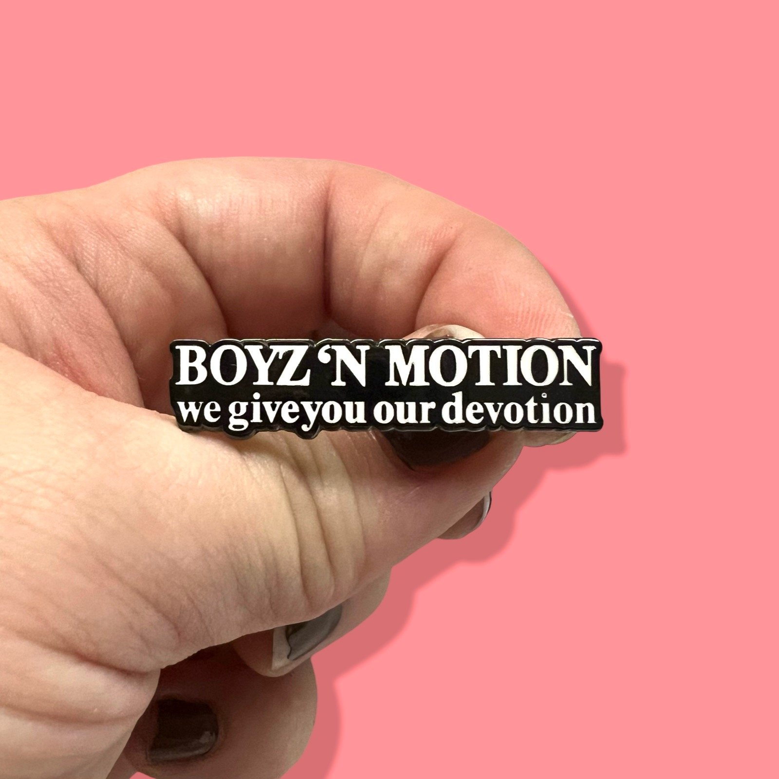 Boyz 'N Motion (That's So Raven) Enamel Pin | Millypins