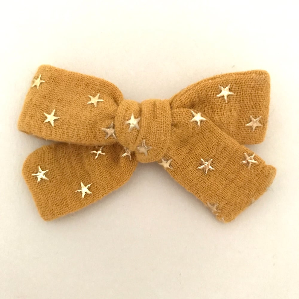 Image of Barrette Bertille double gaze moutarde étoiles dorées