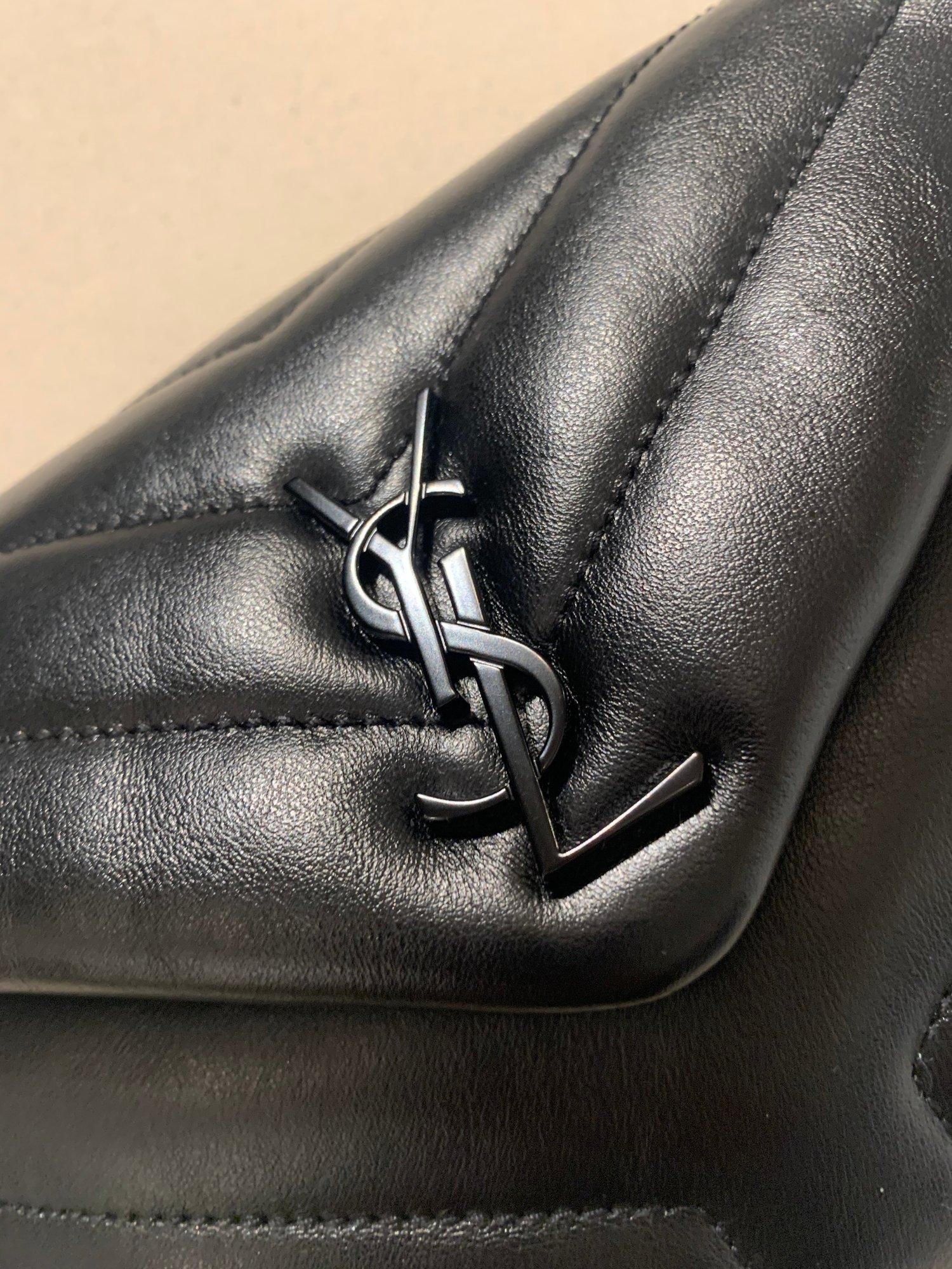 Ysl quilted 2025 crossbody bag