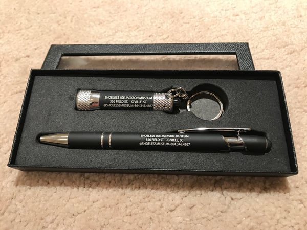 Image of  Pen and Keychain Flashlight Set