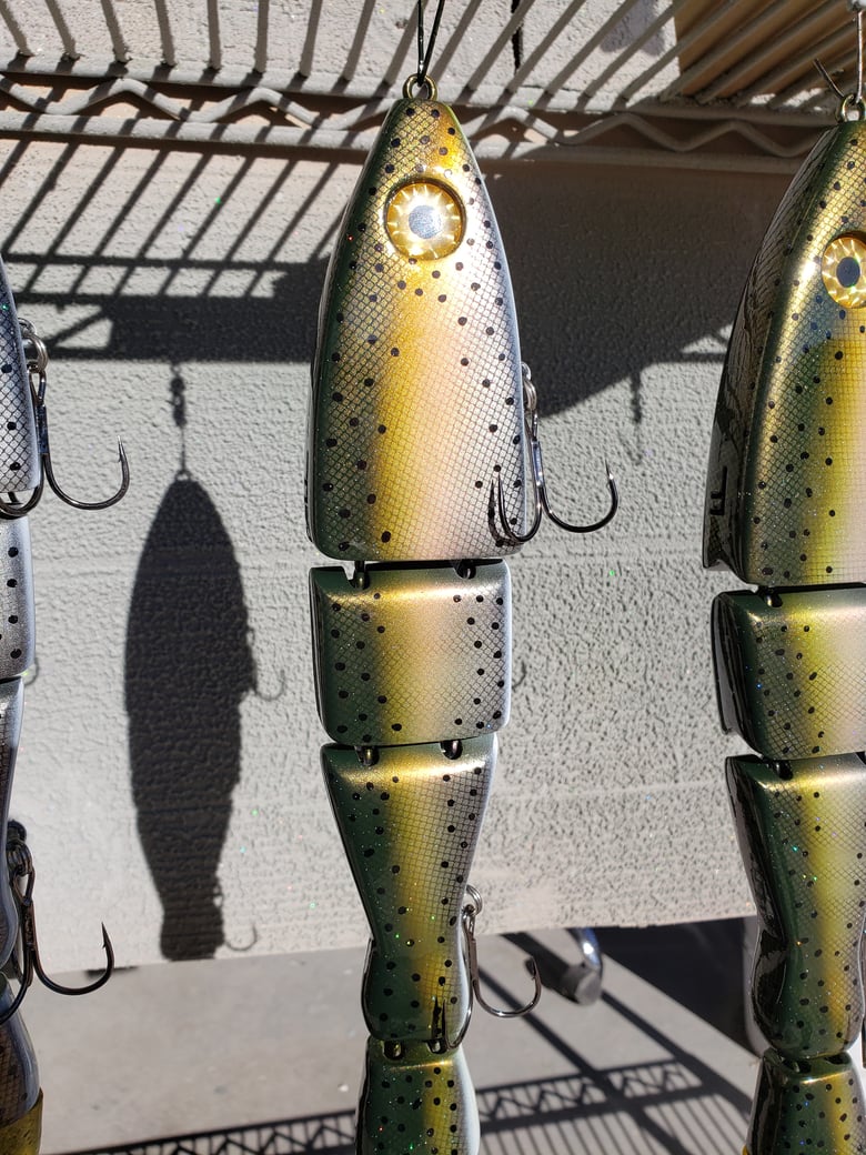 Image of 14 inch. 8 ozs. FLOATING cut tail. Scaled Light Trout.