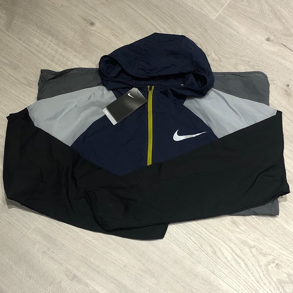 Image of Nike WindRunner