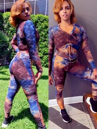 Image 5 of Picasso 2 pc yoga set (midnight)