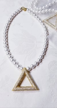 Image 4 of Pyramid Pearls