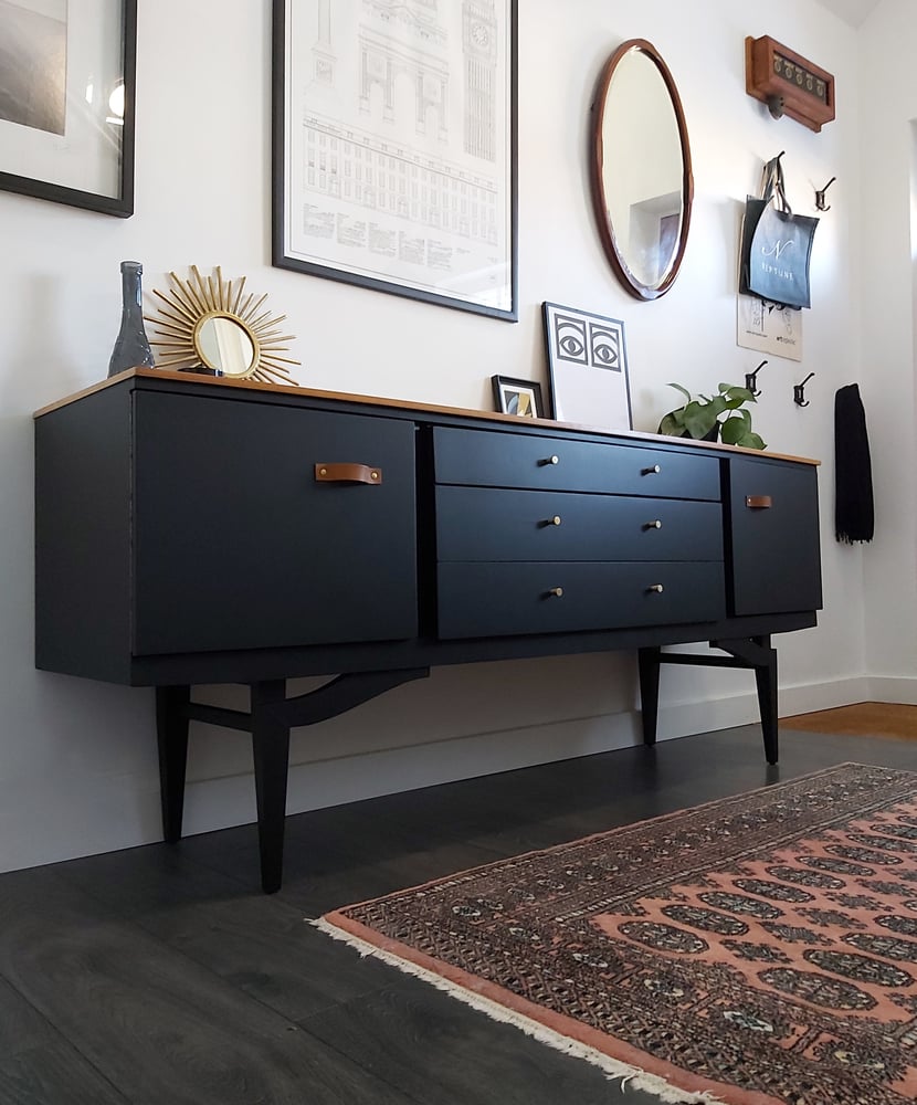 Image of CURVE-FRONTED BEAUTILITY SIDEBOARD IN COAL BLACK