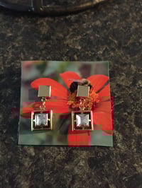 Tiny gold squares 