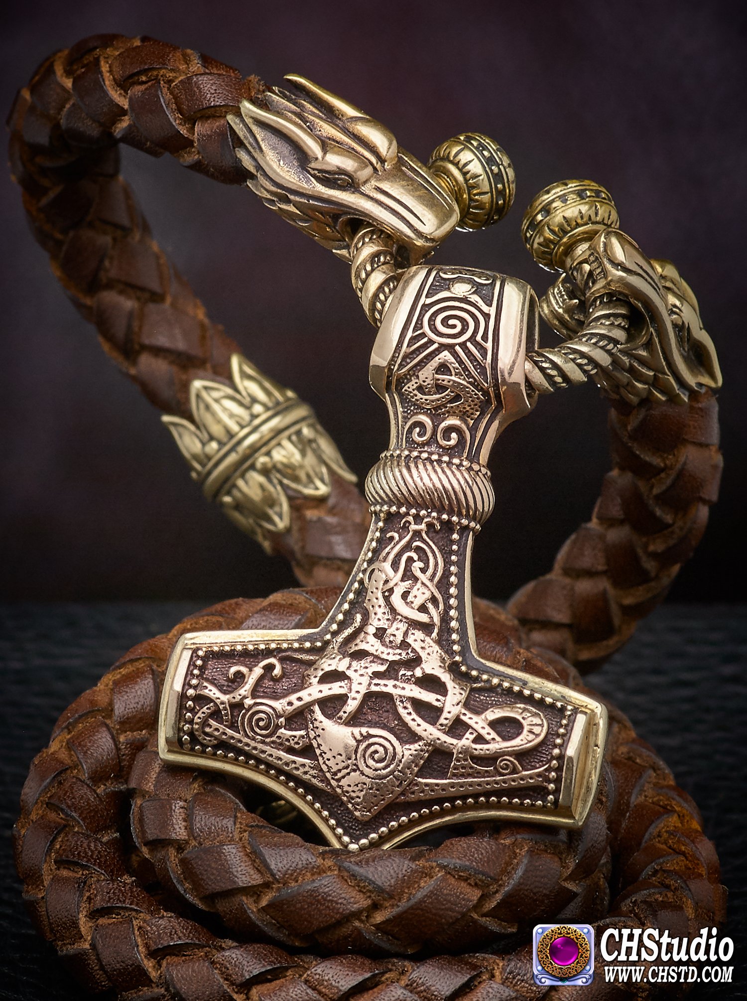 Large mjolnir pendant Clearance