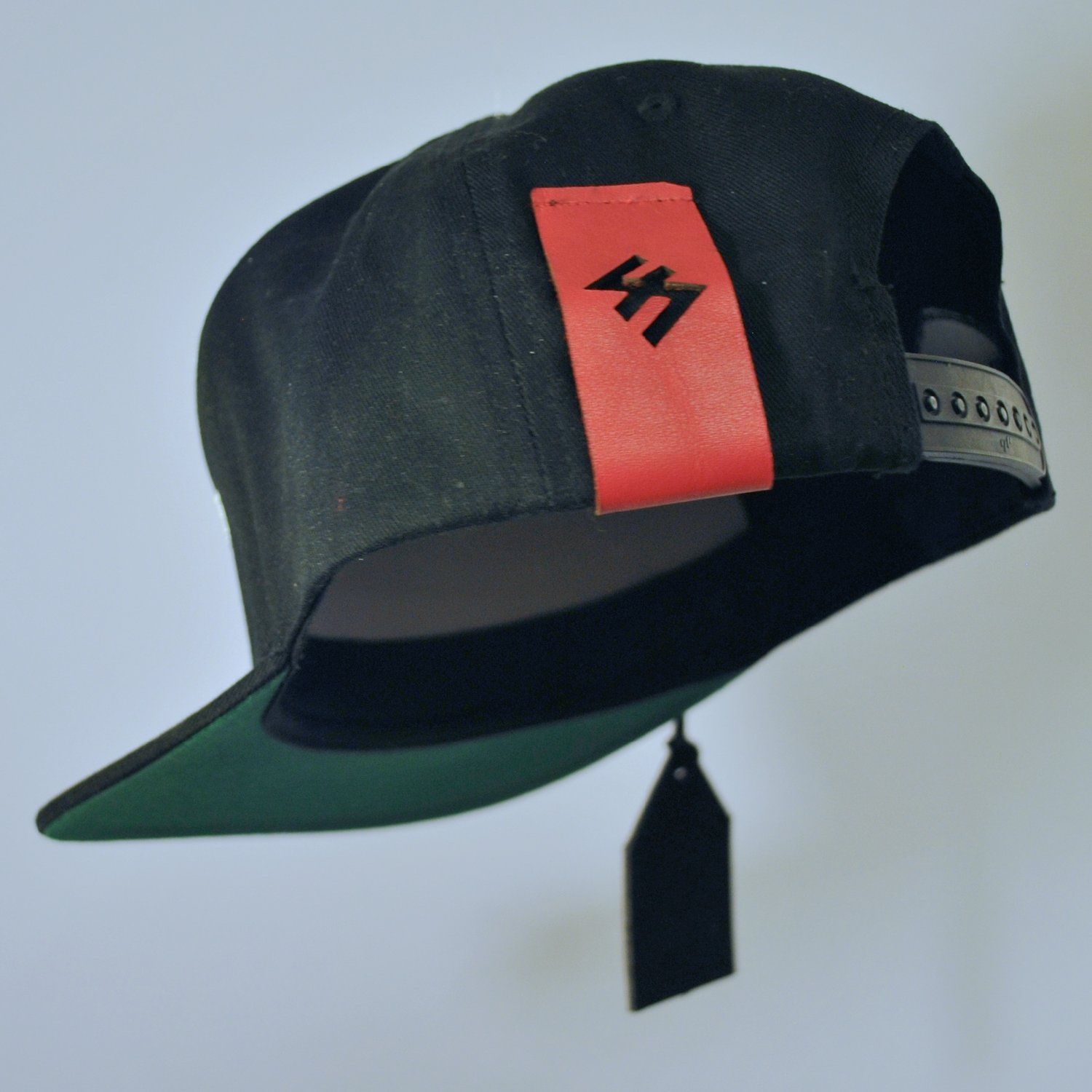 Image of BASIC ESSENTIAL 5-PANEL CAP (Black)