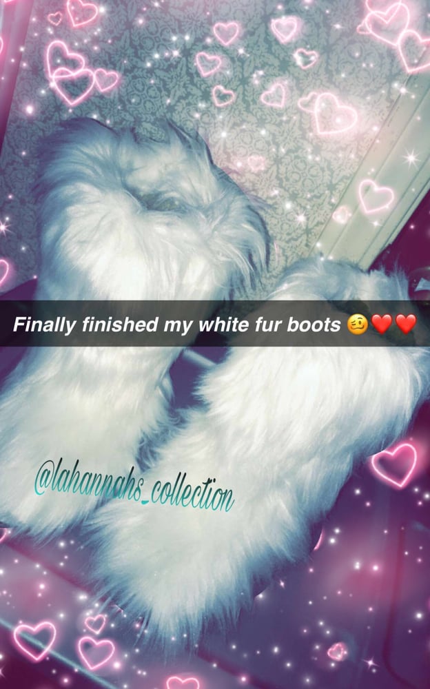 Image of White Faux Fur Boots