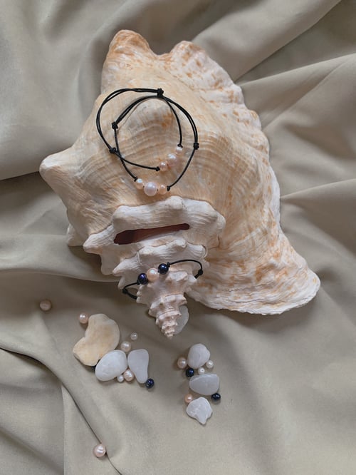 Image of Triple Perla Bracelet