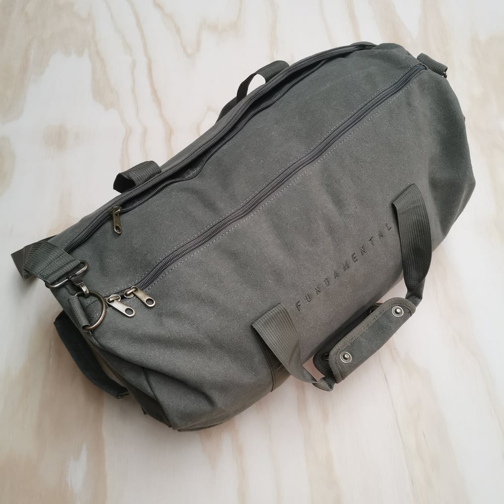 SALE Fundamental Barrel Bag